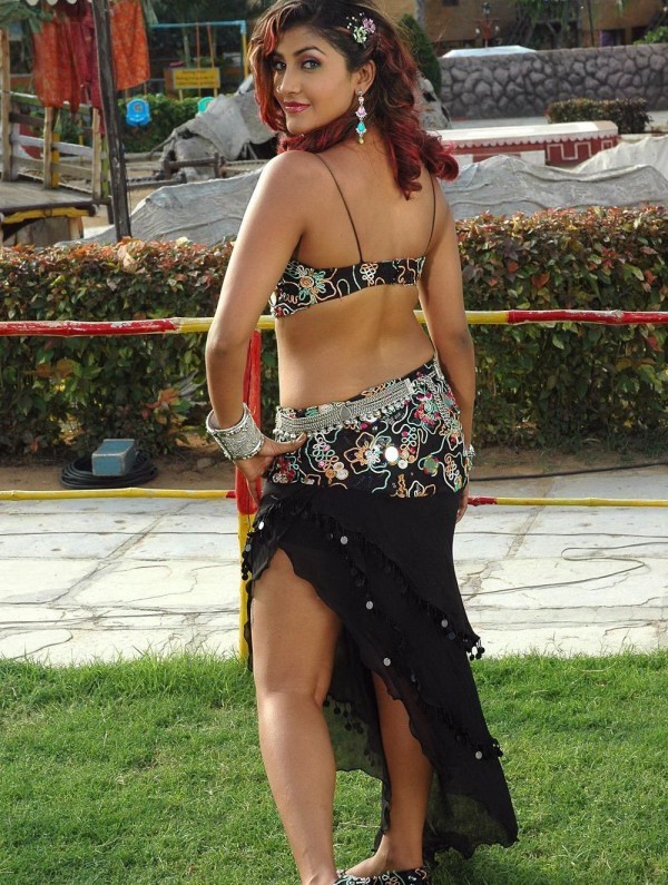Kausha Spicy Stills - 6 / 20 photos