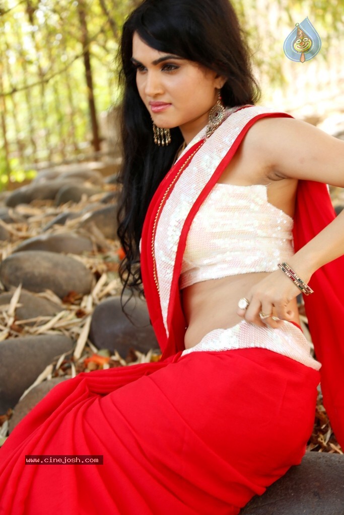 Kavya Singh Hot Stills - 80 / 115 photos