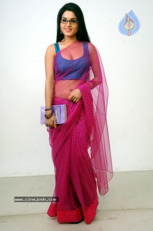 Kavya Singh Spicy Gallery - 1 / 56 photos