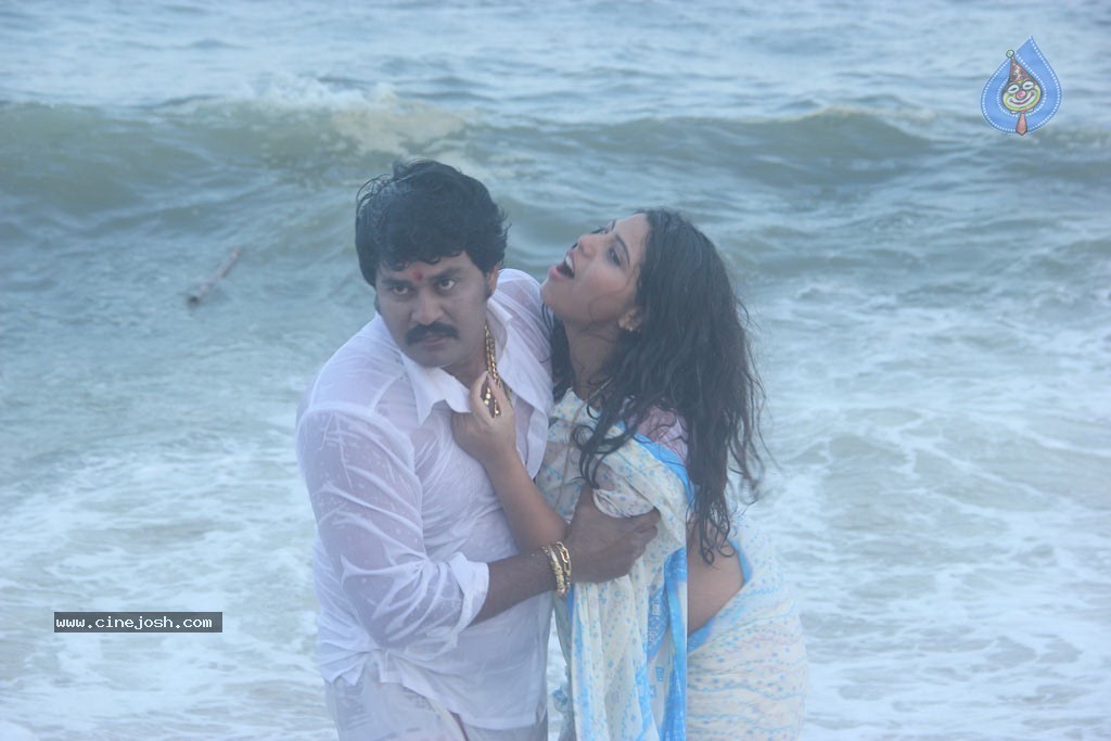 Kiliyanthattu Thoothukudi 2 Tamil Movie Spicy Stills - 19 / 58 photos