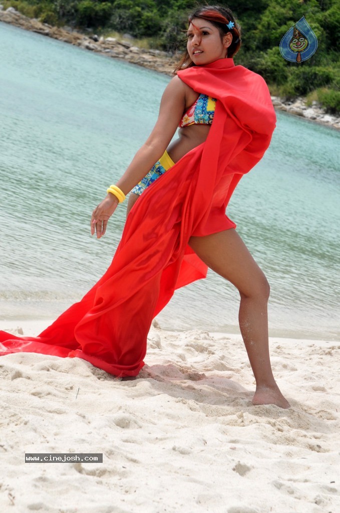 Komal Jha New Spicy Photos - 23 / 66 photos