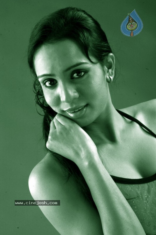 Lakshmi Chandrika Spicy Pics - 91 / 134 photos