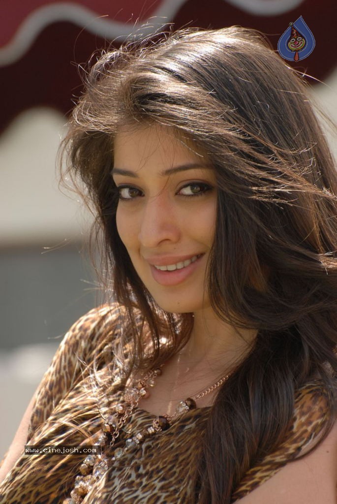 Lakshmi Rai Hot Photos - 50 / 51 photos