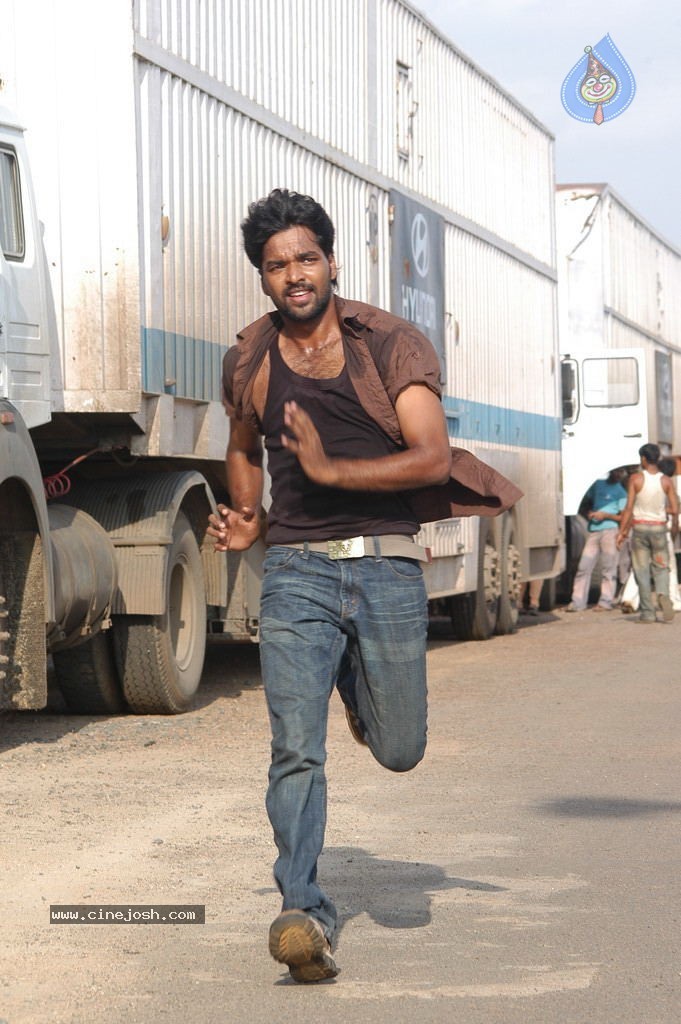 Live Movie Hot Stills - 41 / 132 photos