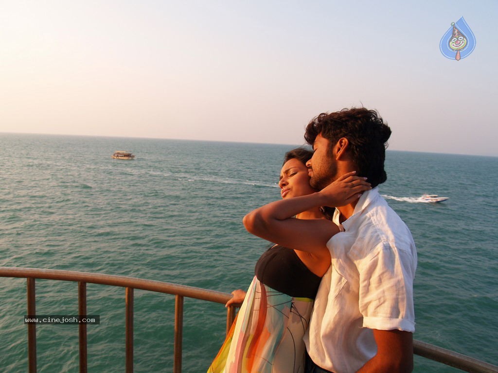 Live Movie Hot Stills - 76 / 132 photos