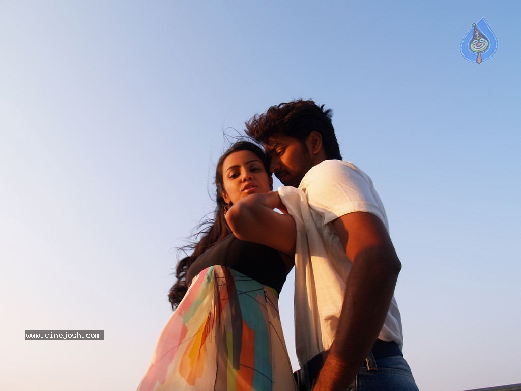 Live Movie Hot Stills - 90 / 132 photos