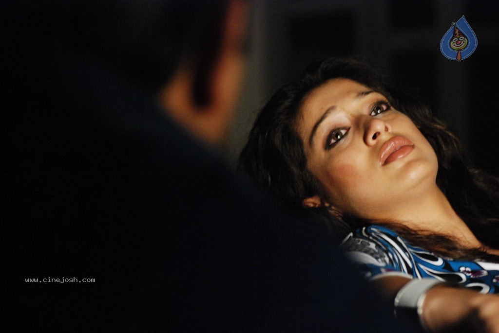 Live Movie Hot Stills - 109 / 132 photos