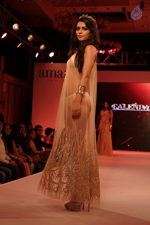 Madhur Bhandarkar Calendar Girls Fashion Show Photos - 17 / 83 photos
