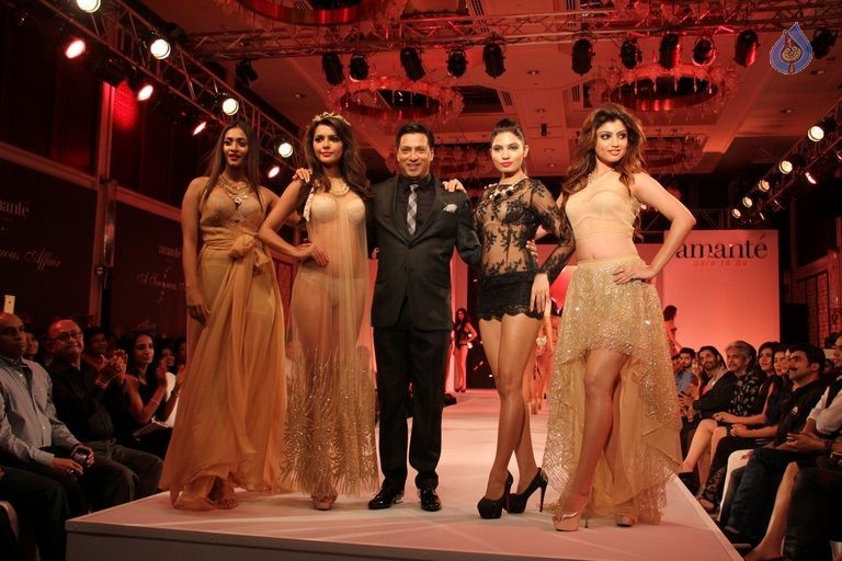 Madhur Bhandarkar Calendar Girls Fashion Show Photos - 43 / 83 photos