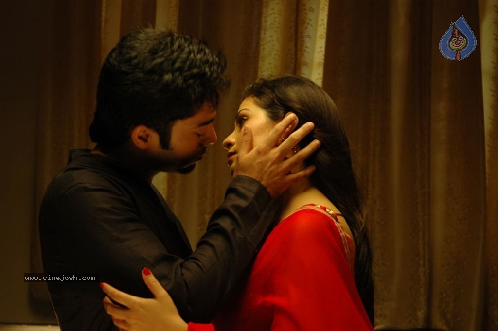 Mythri Movie Hot Stills - 8 / 105 photos