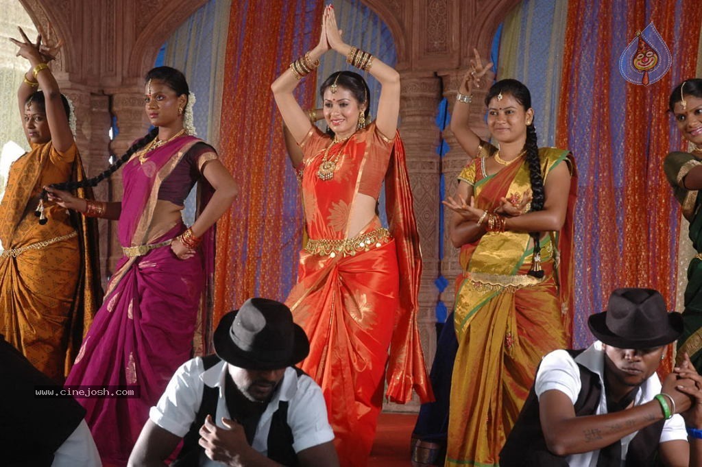 Mythri Movie Hot Stills - 72 / 105 photos