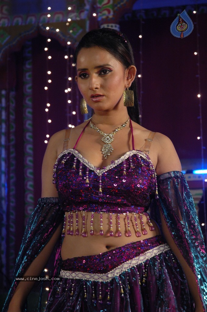 Mythri Movie Item Song Stills - 106 / 108 photos