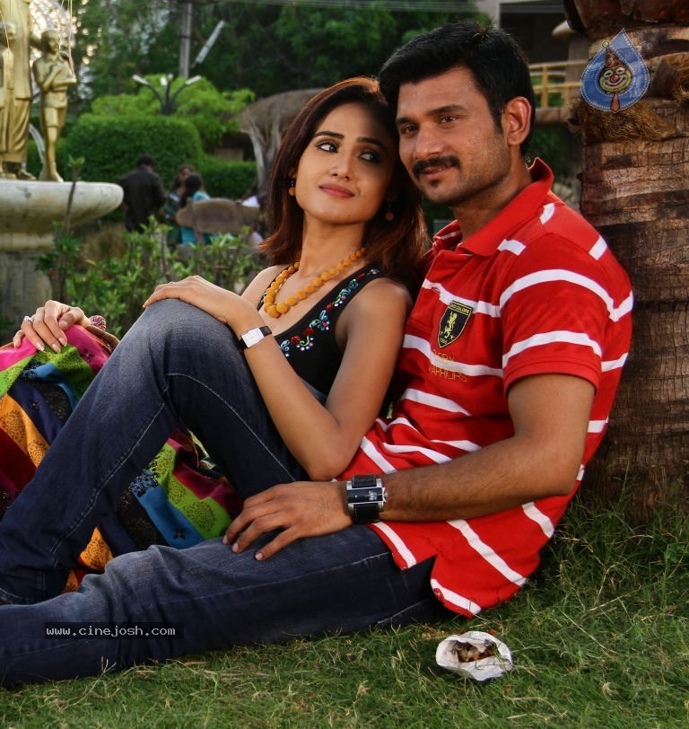 Naakaithe Nachindi Movie Hot Stills - 11 / 35 photos