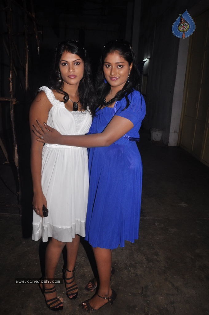 Naangam Thamizhan Tamil Movie Hot Stills - 20 / 63 photos