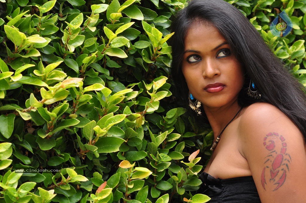 Naangam Thamizhan Tamil Movie Hot Stills - 46 / 63 photos
