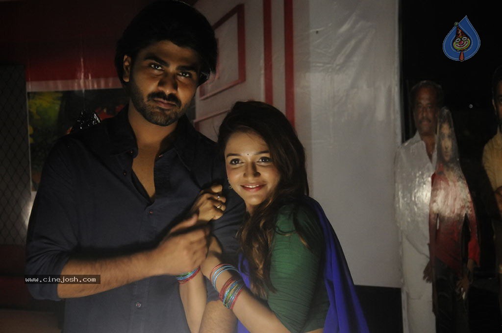 Naanthanda Tamil Movie Spicy Stills - 10 / 35 photos