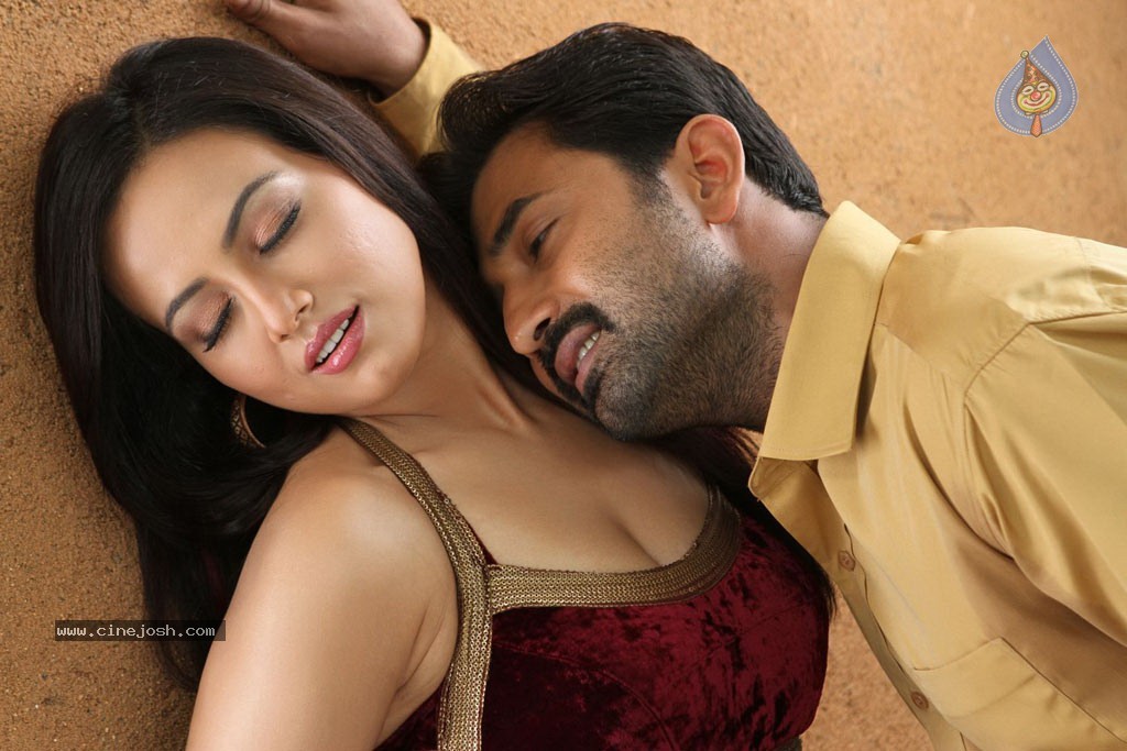 Nadigayin Diary Tamil Movie Hot Stills - 21 / 41 photos