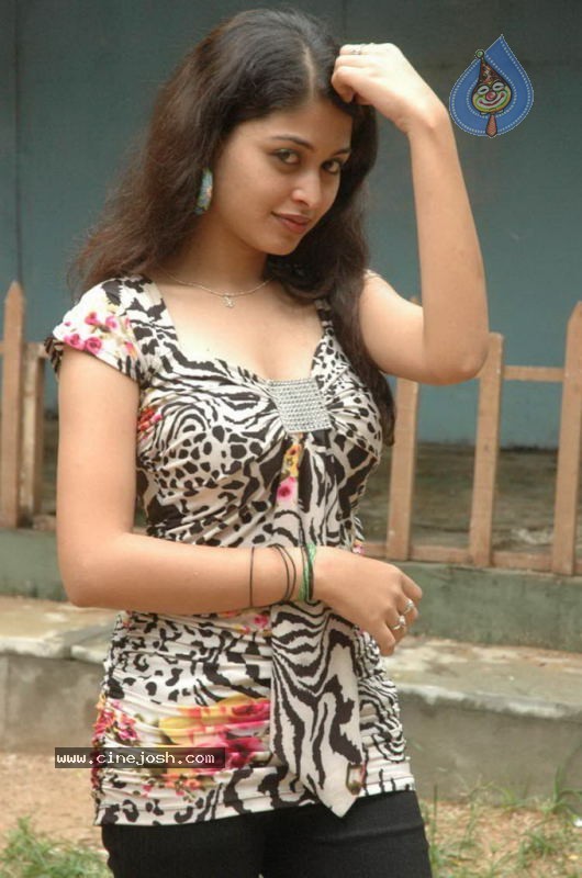 Naga Sri Hot Photos - 8 / 53 photos