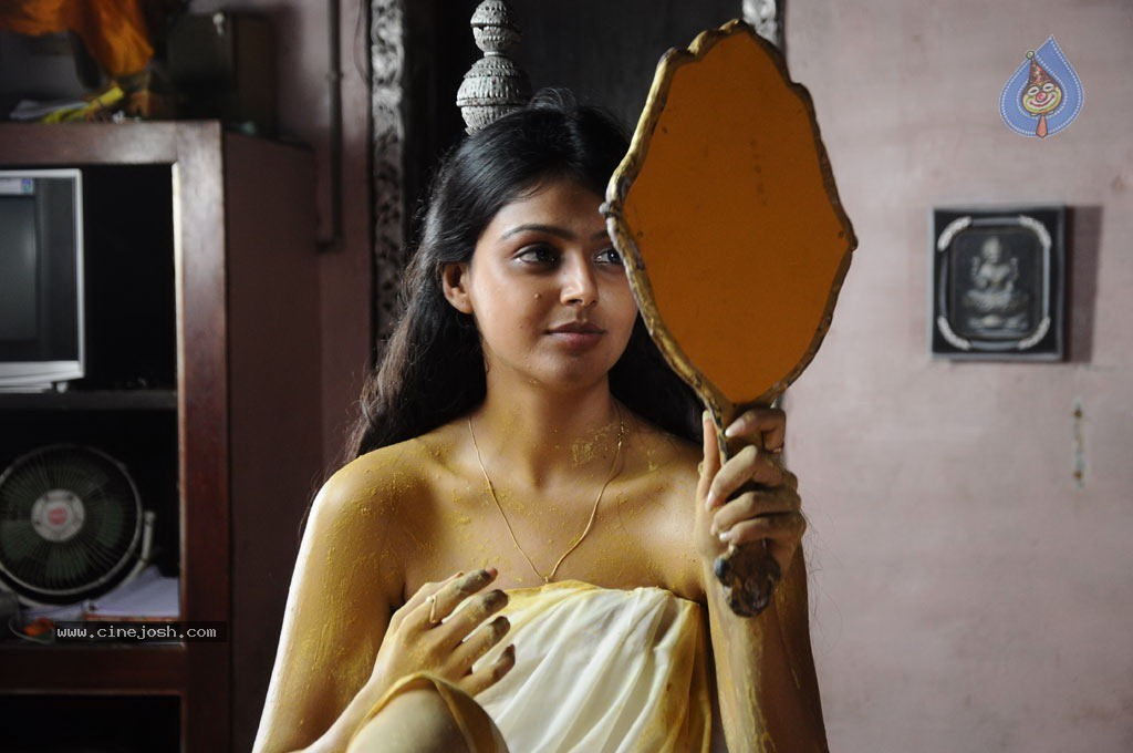 Nankam Pirai Tamil Movie Hot Stills - 3 / 86 photos