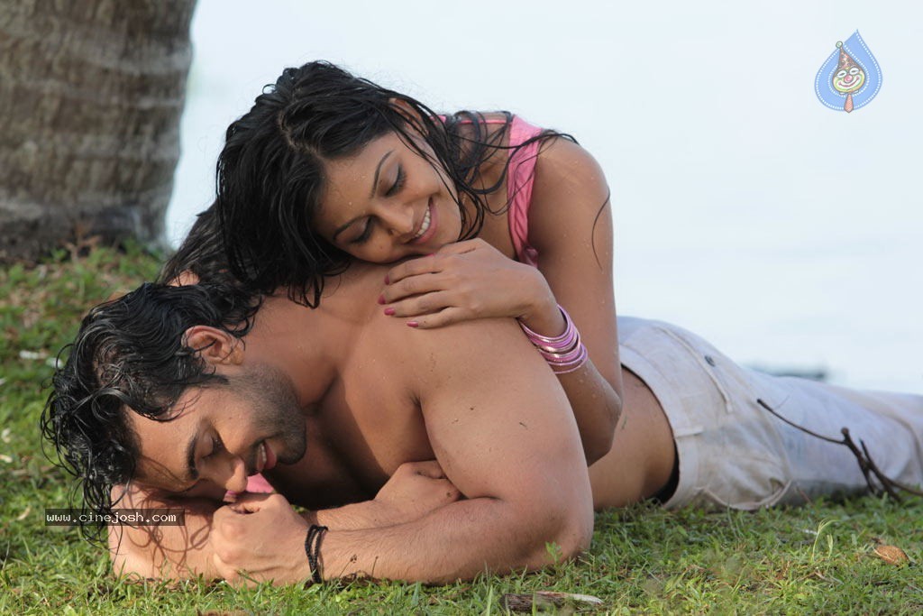 Nankam Pirai Tamil Movie Hot Stills - 58 / 86 photos