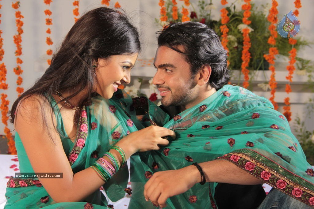 Nankam Pirai Tamil Movie Hot Stills - 64 / 86 photos