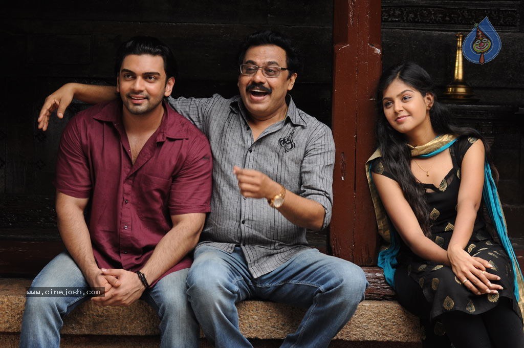 Nankam Pirai Tamil Movie Spicy Stills - 91 / 96 photos