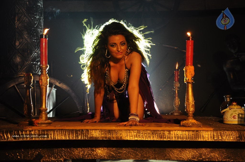 Nankam Pirai Tamil Movie Spicy Stills - 2 / 70 photos