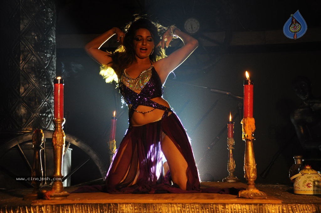 Nankam Pirai Tamil Movie Spicy Stills - 16 / 70 photos