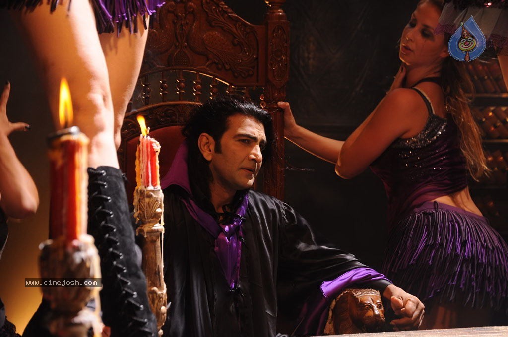 Nankam Pirai Tamil Movie Spicy Stills - 67 / 70 photos