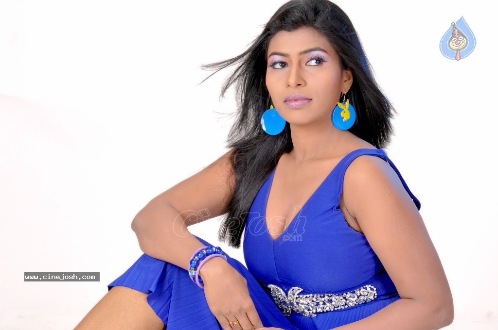 Navaneetha New Spicy Stills - 28 / 50 photos