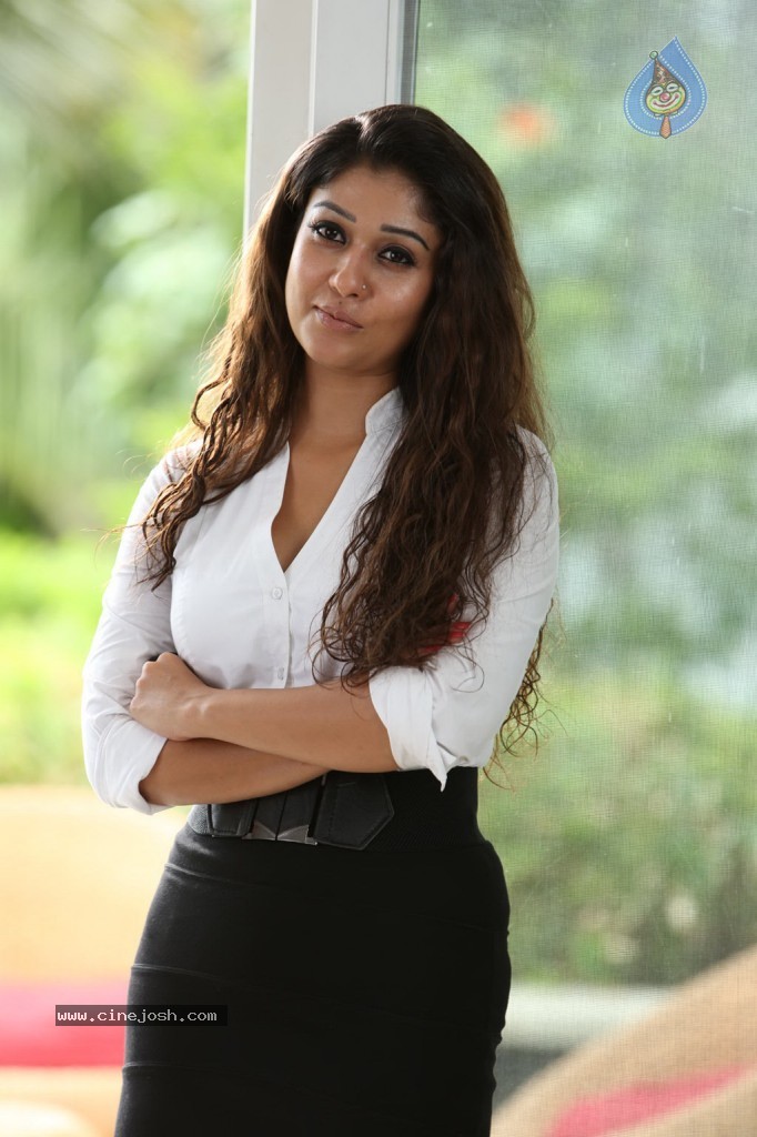 Nayanthara New Spicy Stills - 22 / 88 photos