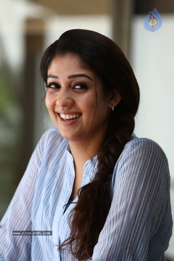 Nayanthara New Spicy Stills - 35 / 88 photos