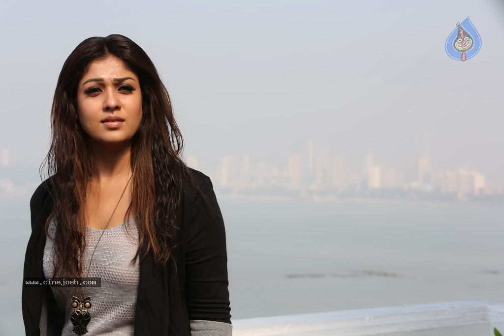 Nayanthara New Spicy Stills - 65 / 88 photos