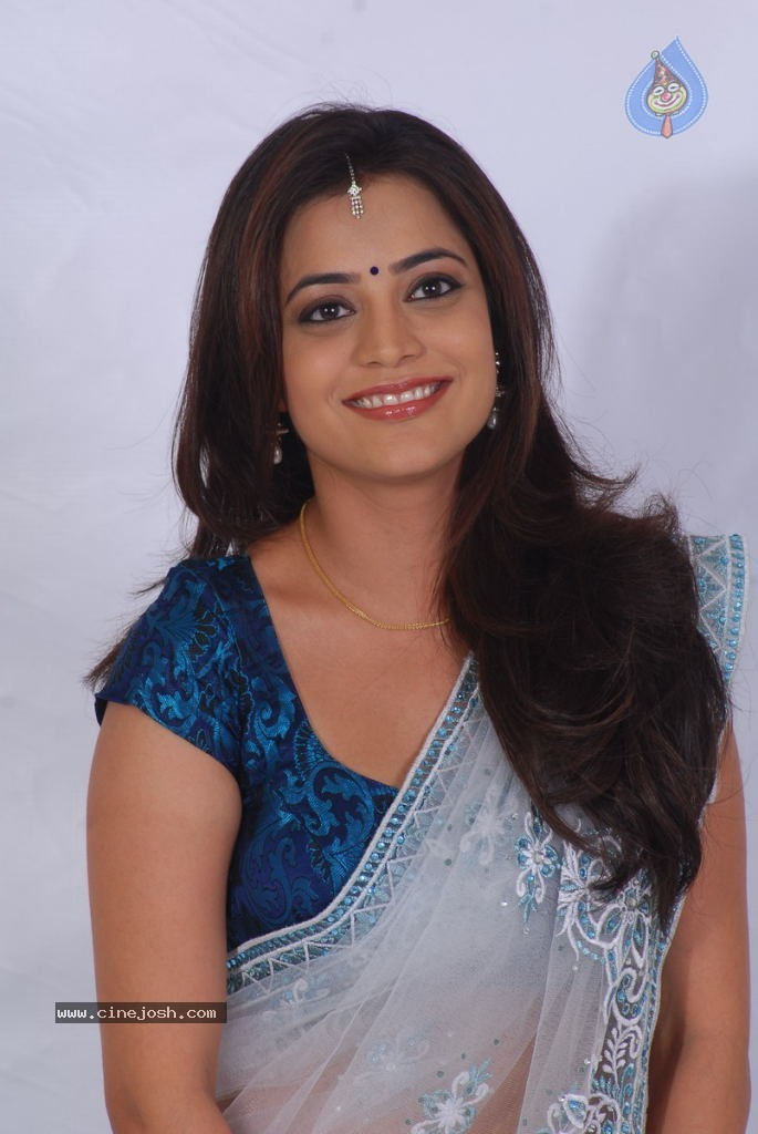 Nisha Agarwal Hot Photos - 47 / 80 photos