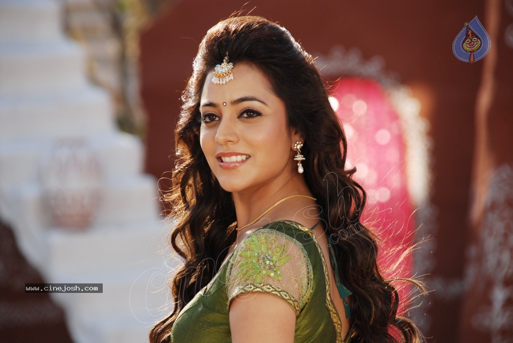 Nisha Agarwal Spicy Pics - 86 / 120 photos