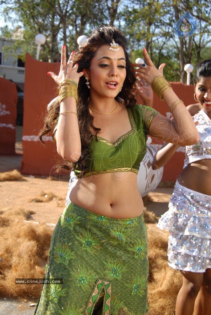 Nisha Agarwal Spicy Pics - 97 / 120 photos