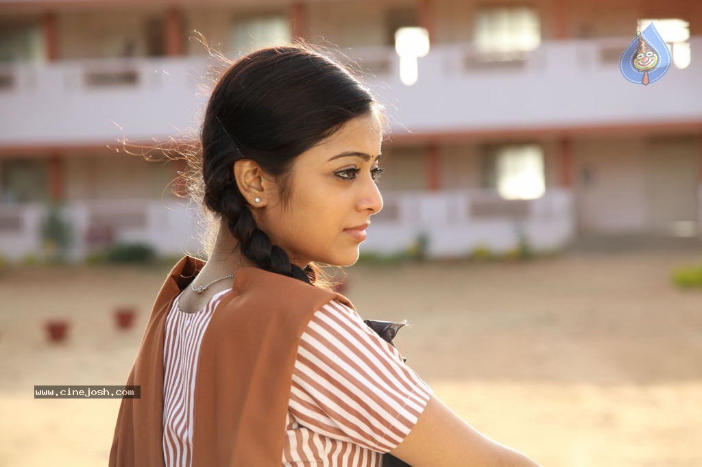 Paagan Tamil Movie Hot Stills - 60 / 61 photos