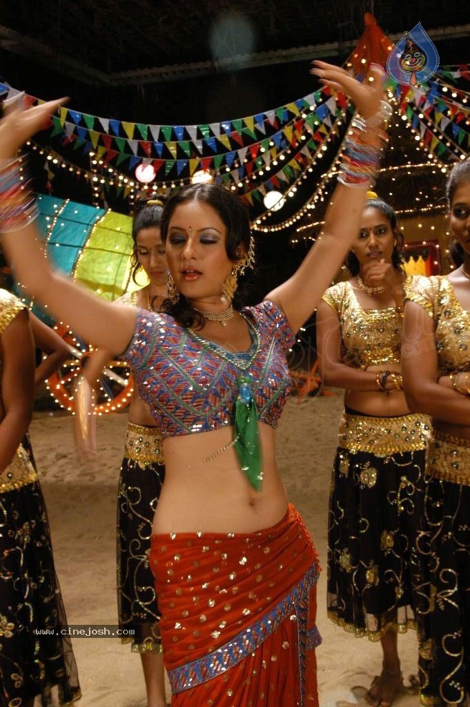 Pooja Bose Spicy Stills - 45 / 74 photos