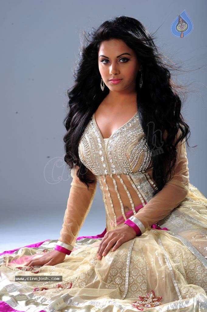 Rachana Mourya Hot Photos - 8 / 27 photos