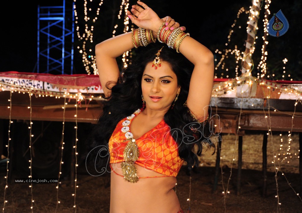 Rachana Mourya Hot Stills - 50 / 76 photos