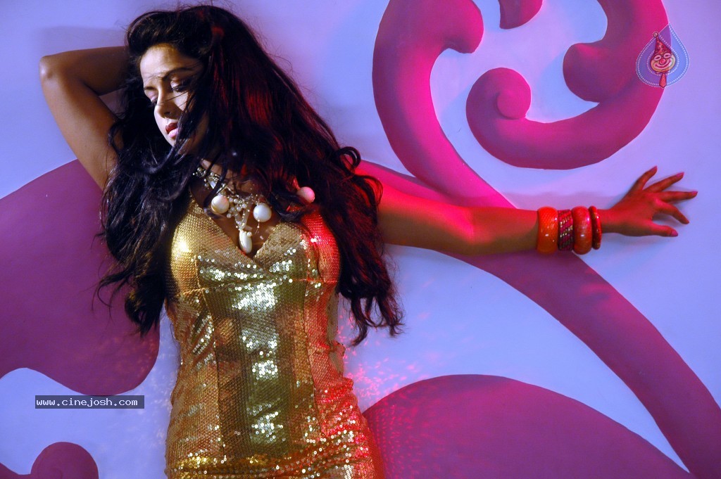 Rachana Mourya New Spicy Photos - 14 / 33 photos