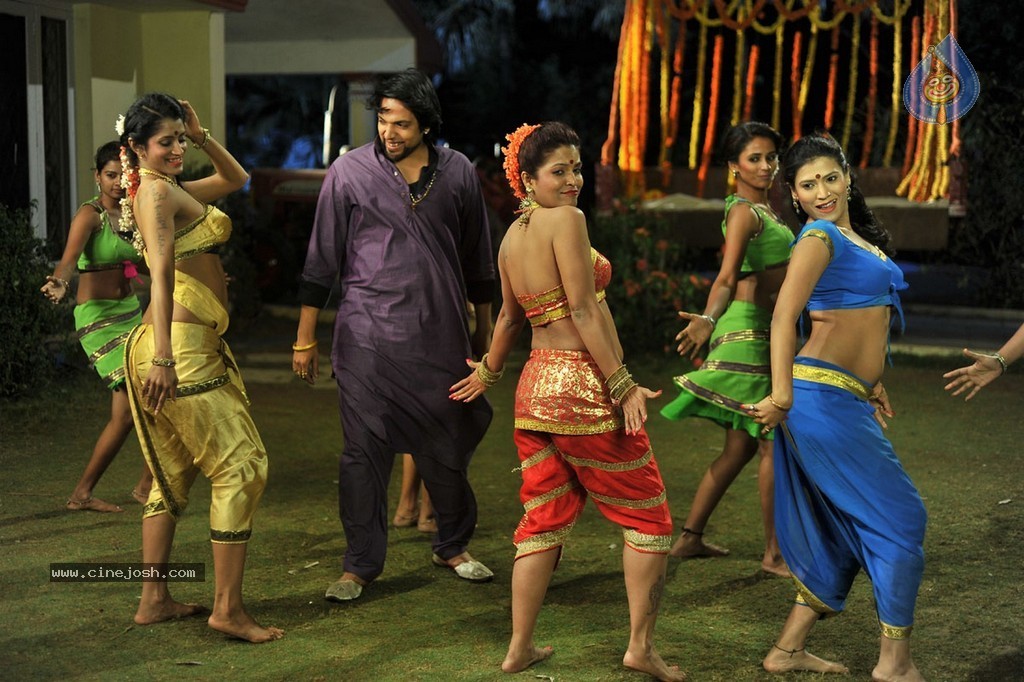 Raj Mahal Movie Item Song Stills - 93 / 104 photos