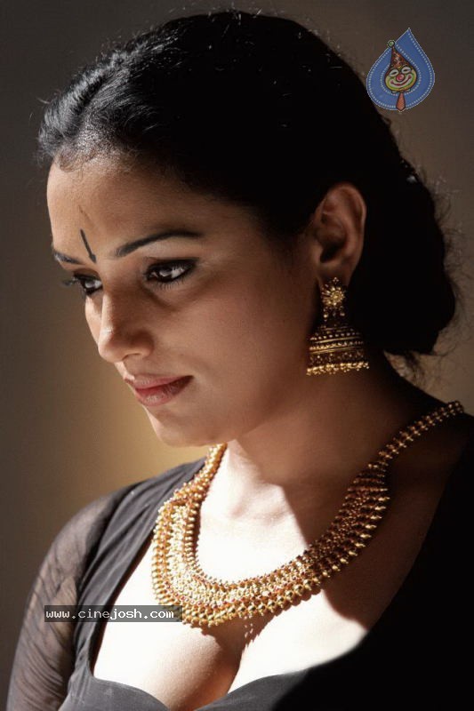 Rathinirvedam Tamil Movie Spicy Stills - 39 / 44 photos