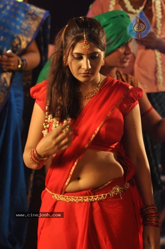 Reshmi Spicy Stills - 31 / 118 photos