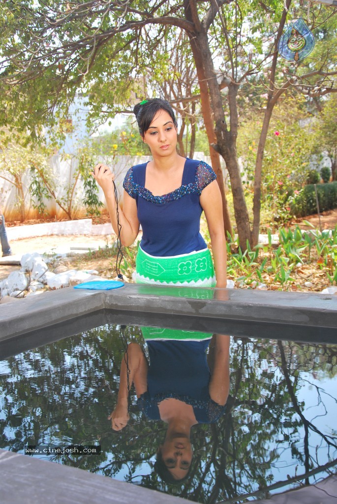 Sakshi Gulati Hot Photos - 94 / 97 photos