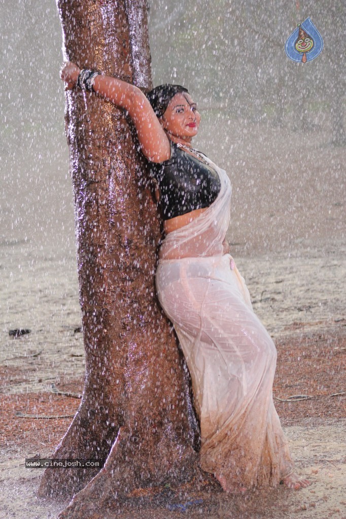Samvritha Sunil Hot Stills - 2 / 45 photos