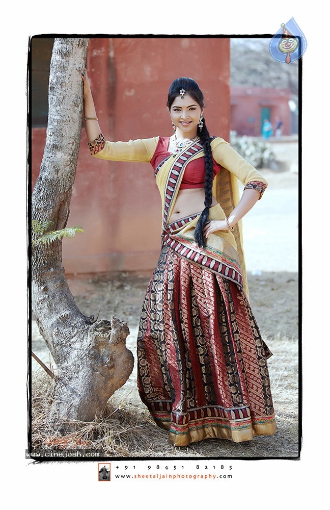 Sanchita Padukone Spicy Photos - 18 / 25 photos