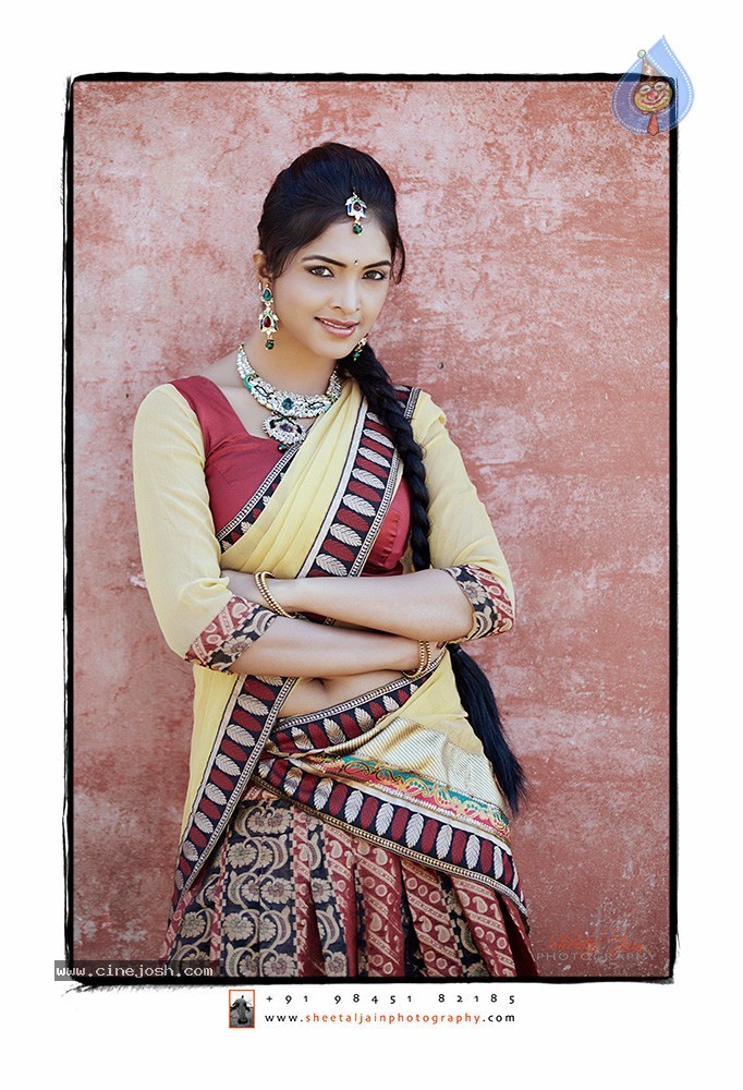 Sanchita Padukone Spicy Photos - 24 / 25 photos