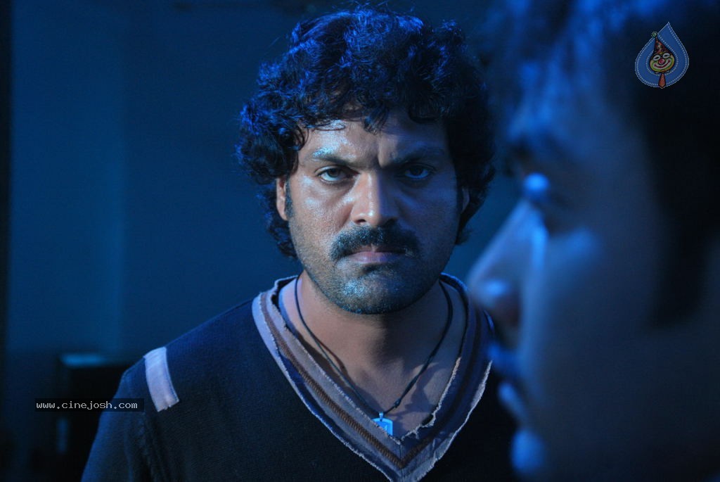 Sandatlo Sademiya Movie Hot Stills - 31 / 85 photos