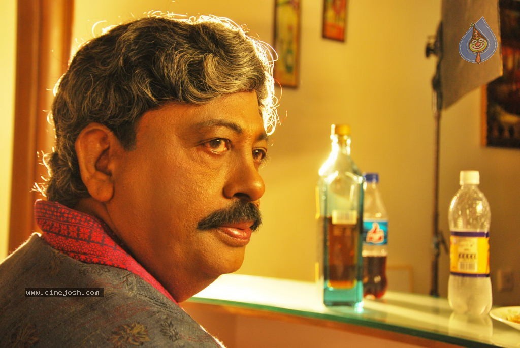 Sandatlo Sademiya Movie Hot Stills - 41 / 85 photos